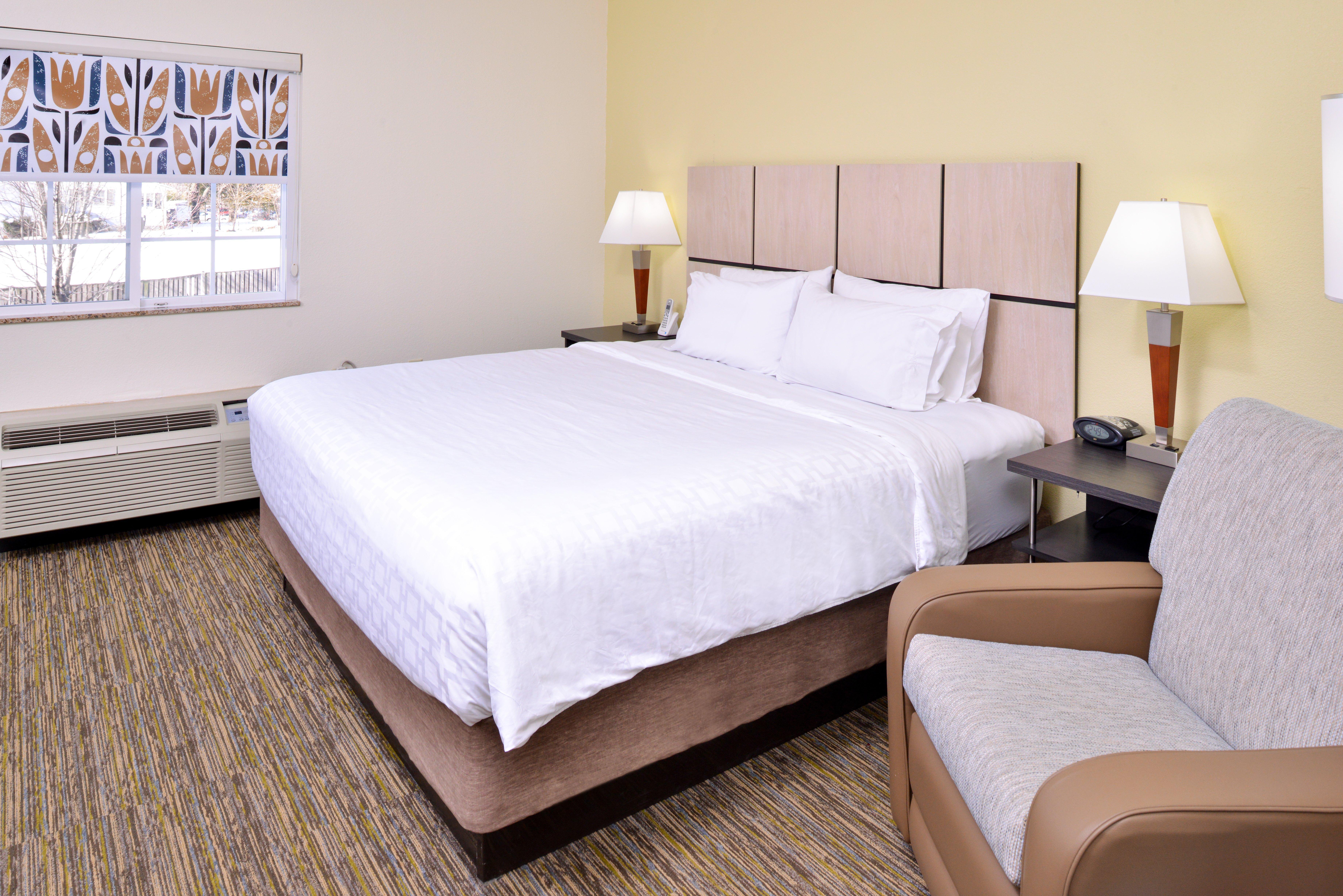 Candlewood Suites Winchester By Ihg Exterior photo