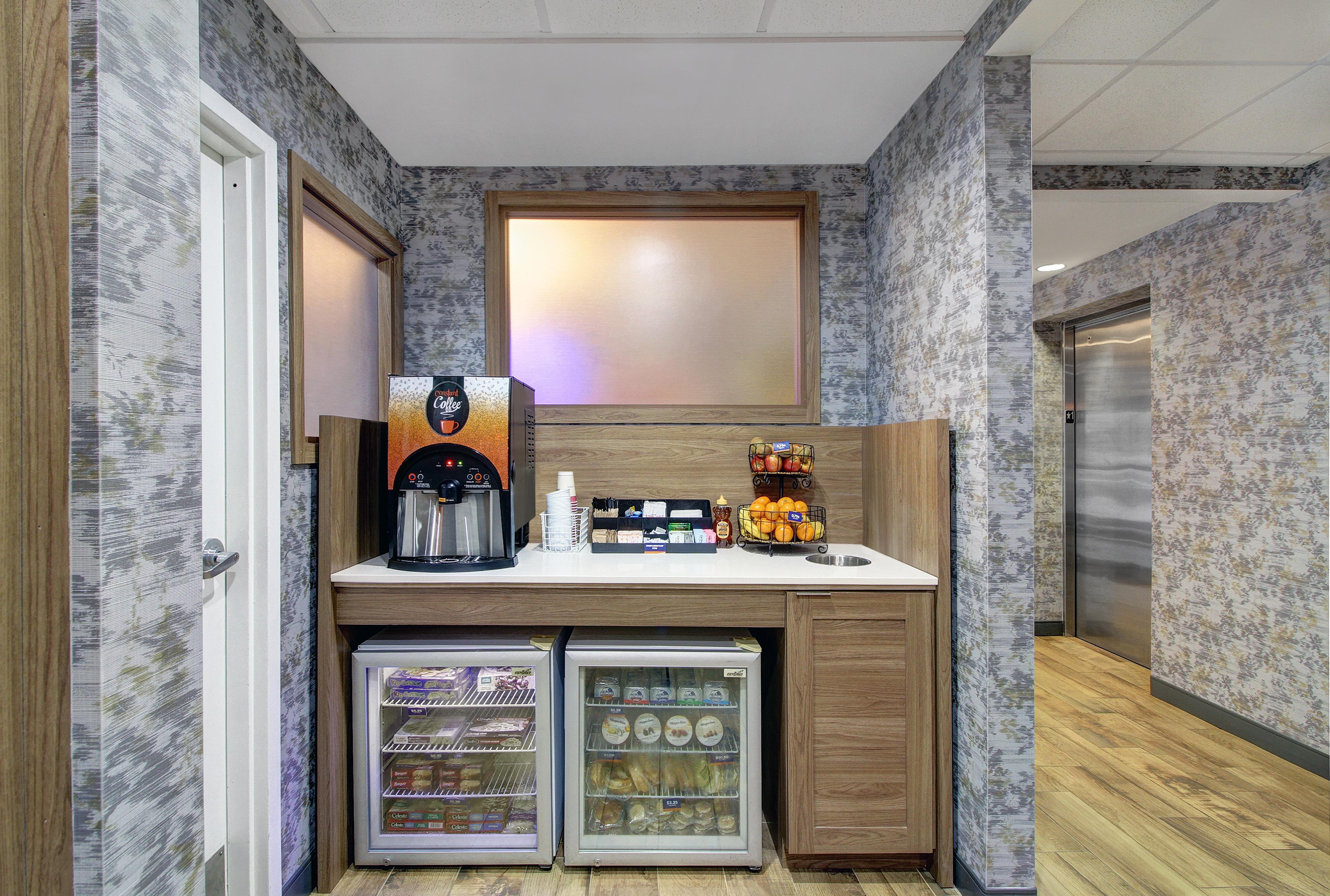 Candlewood Suites Winchester By Ihg Exterior photo