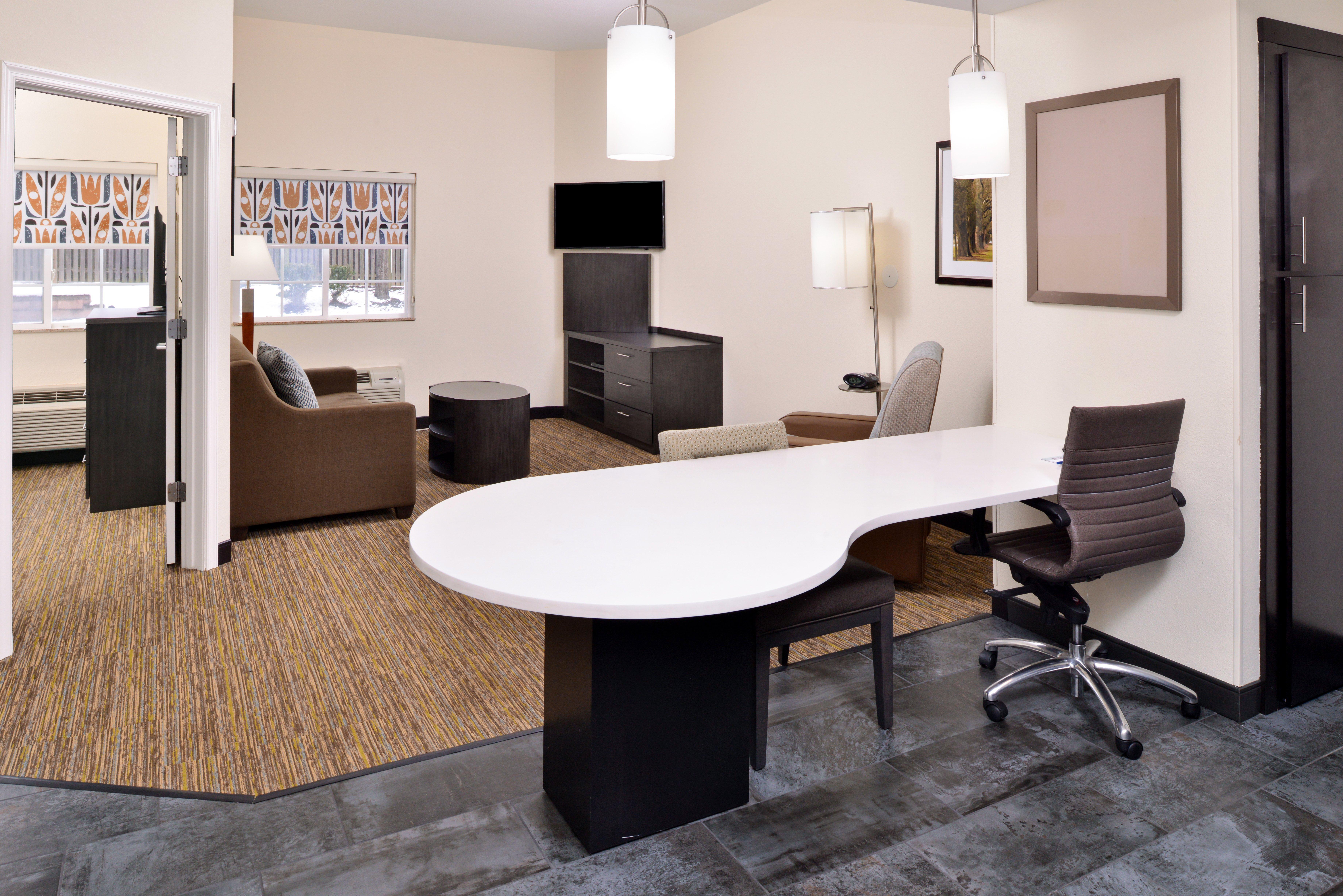 Candlewood Suites Winchester By Ihg Exterior photo