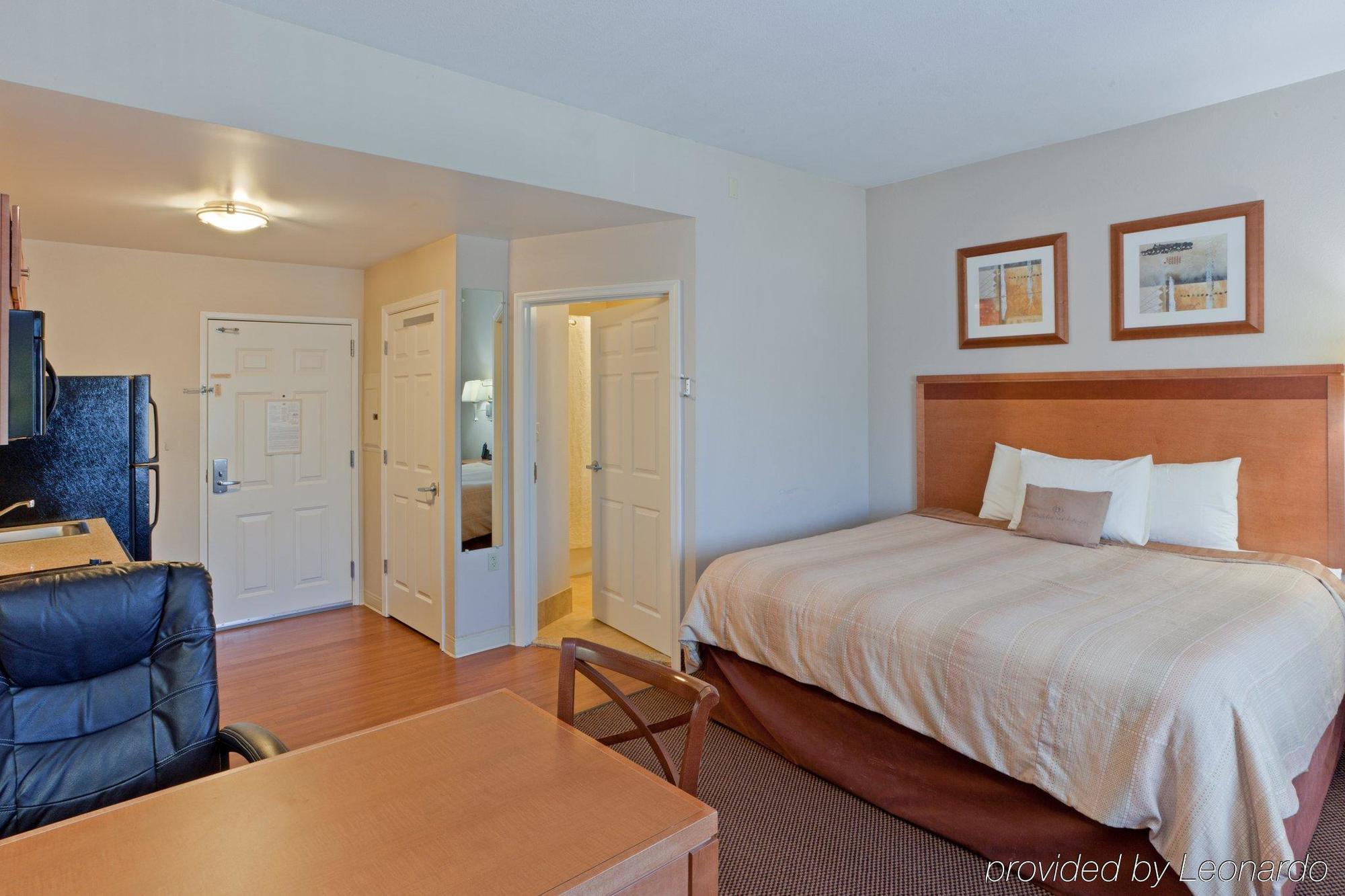 Candlewood Suites Winchester By Ihg Exterior photo