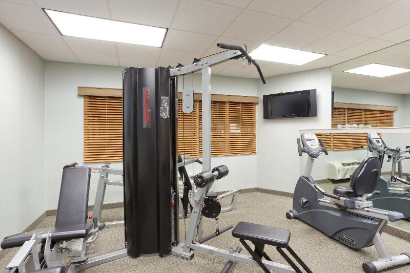 Candlewood Suites Winchester By Ihg Exterior photo